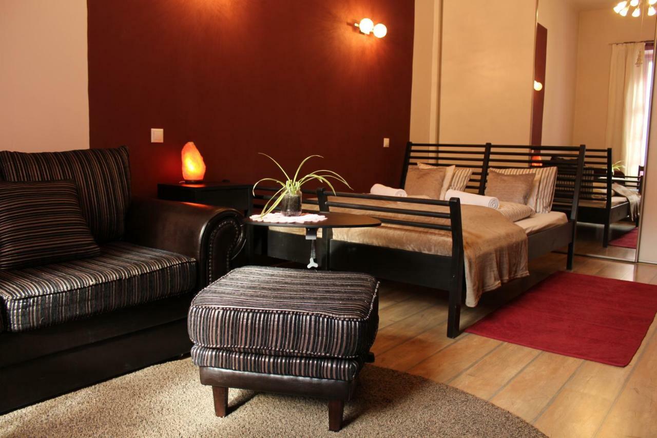 Apartamento Yasmine Flat Budapest Exterior foto