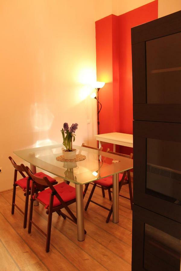 Apartamento Yasmine Flat Budapest Exterior foto