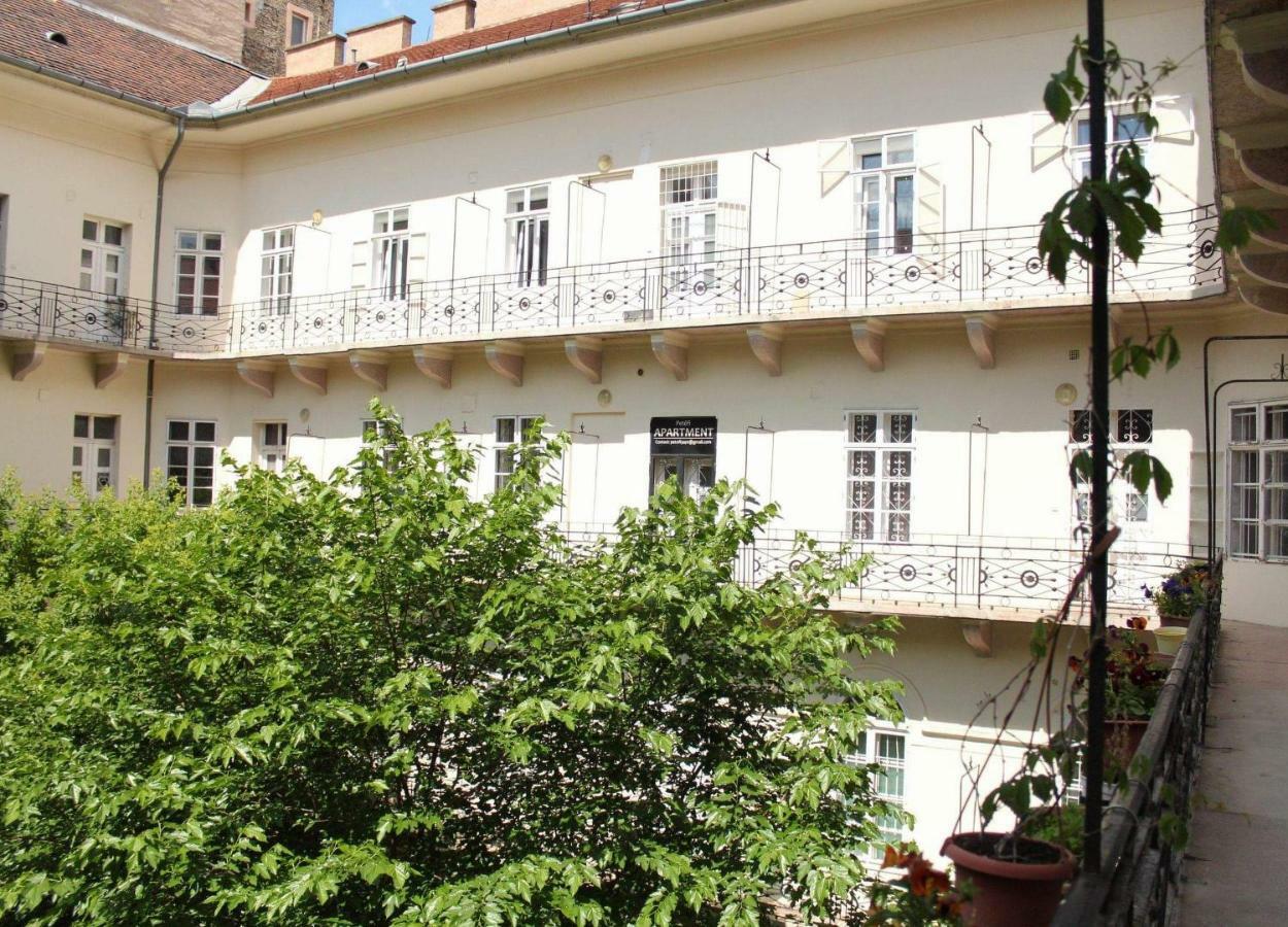 Apartamento Yasmine Flat Budapest Exterior foto