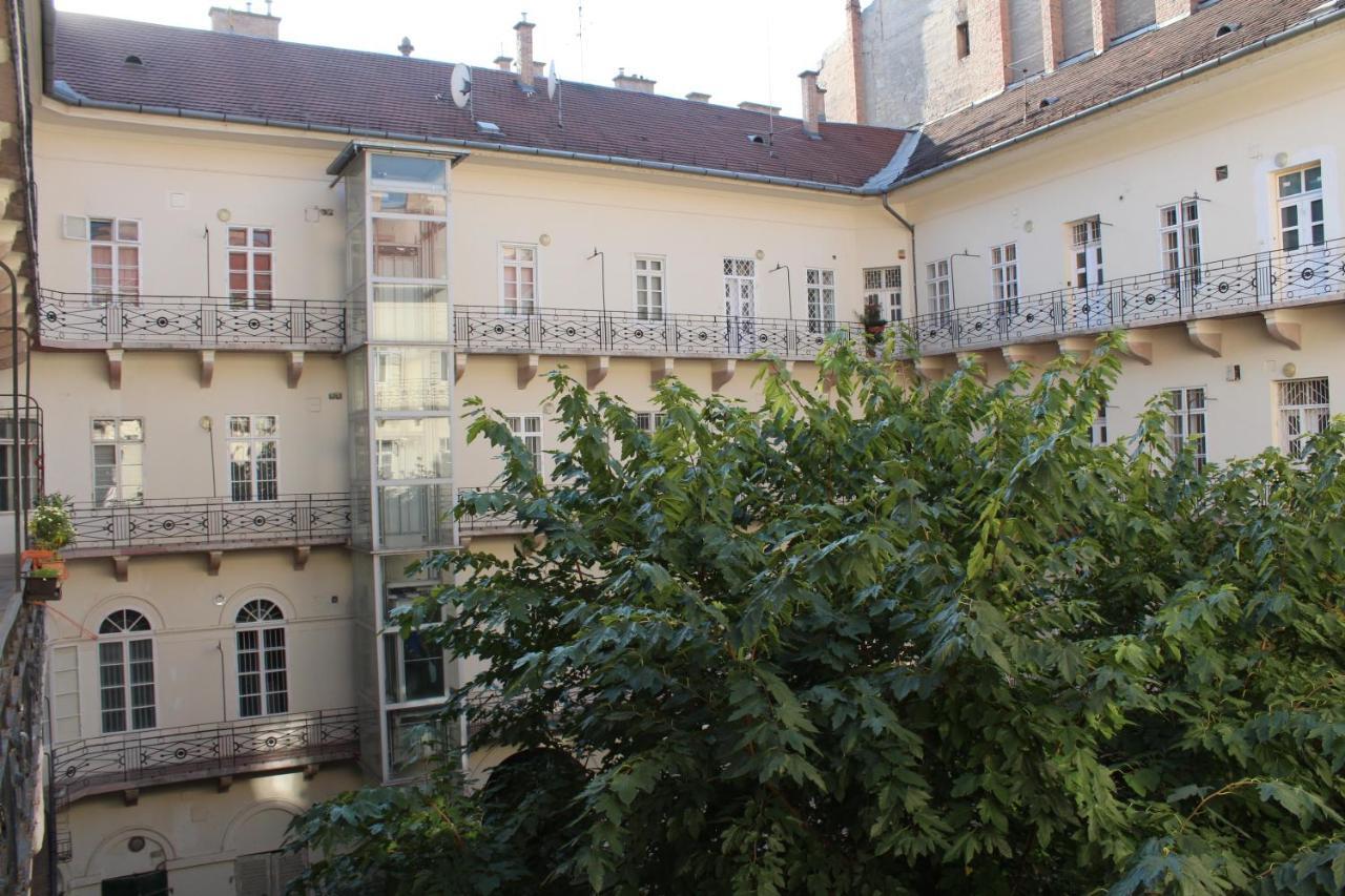 Apartamento Yasmine Flat Budapest Exterior foto